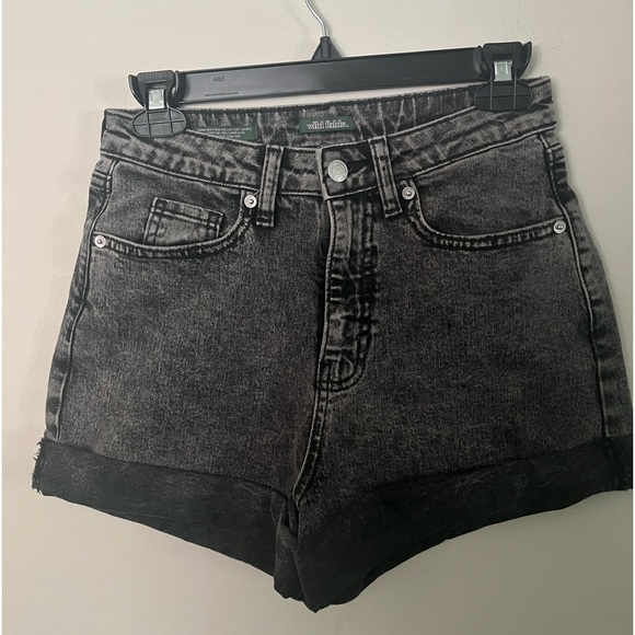 Wild Fable high waisted shorts in size 0R - Picture 1 of 3